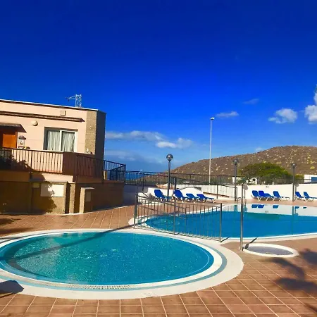 Los Altos Del Roque Apartment